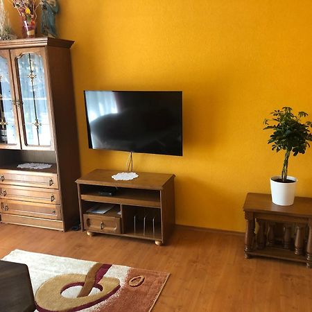 Valentin Vendeghaz Hotel Balatonlelle Bagian luar foto